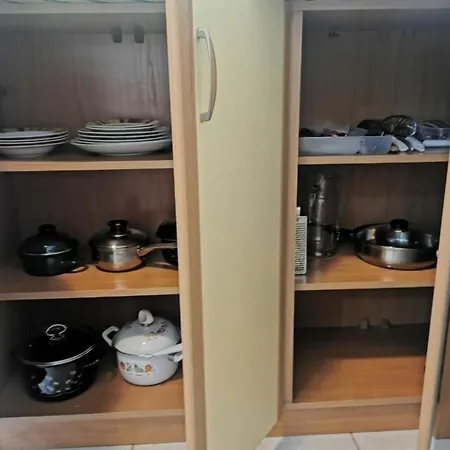 Apartmán White House - One Bedroom With Balcony 4 *